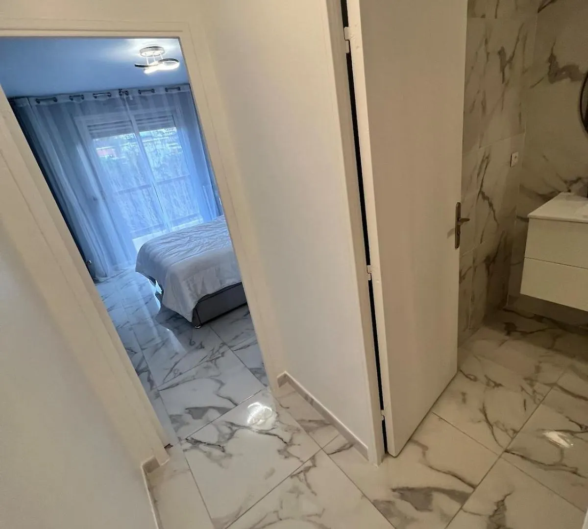 Apartment 6 People Near Airport Nice France